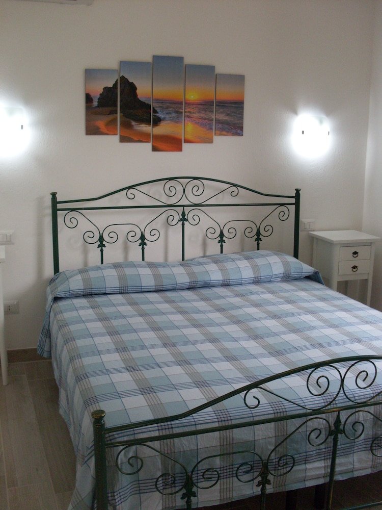 Deluxe Apartment, 2 Bedrooms, Sea View photo 1