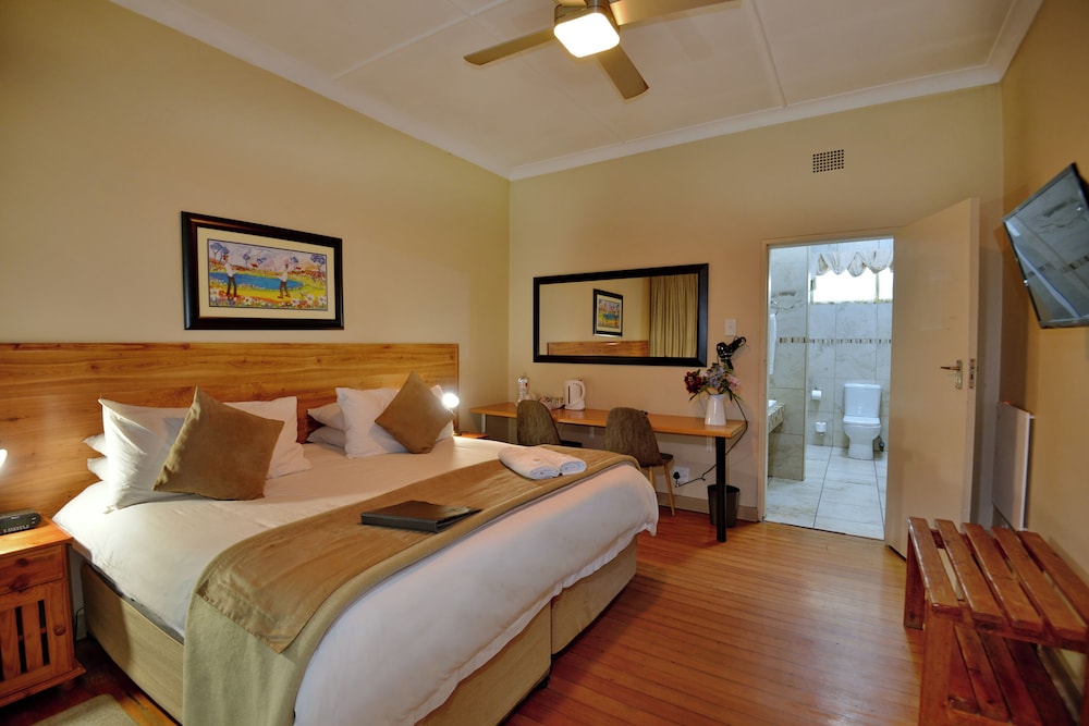 Luxury King Room photo 1