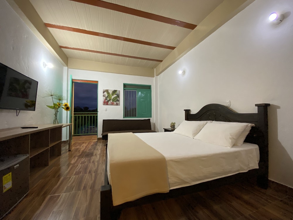 Double or Twin Room, 1 Double Bed