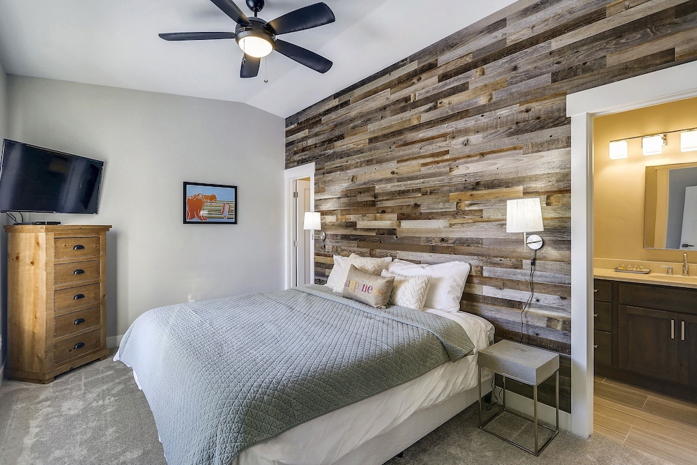 House, 4 Bedrooms