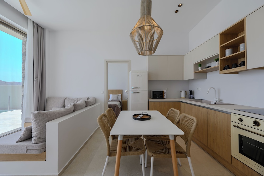 Villa, 2 Bedrooms, Private Pool, Sea View photo 2