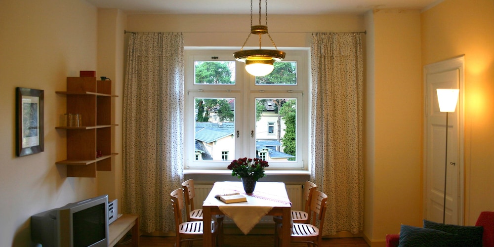 Apartment photo 1