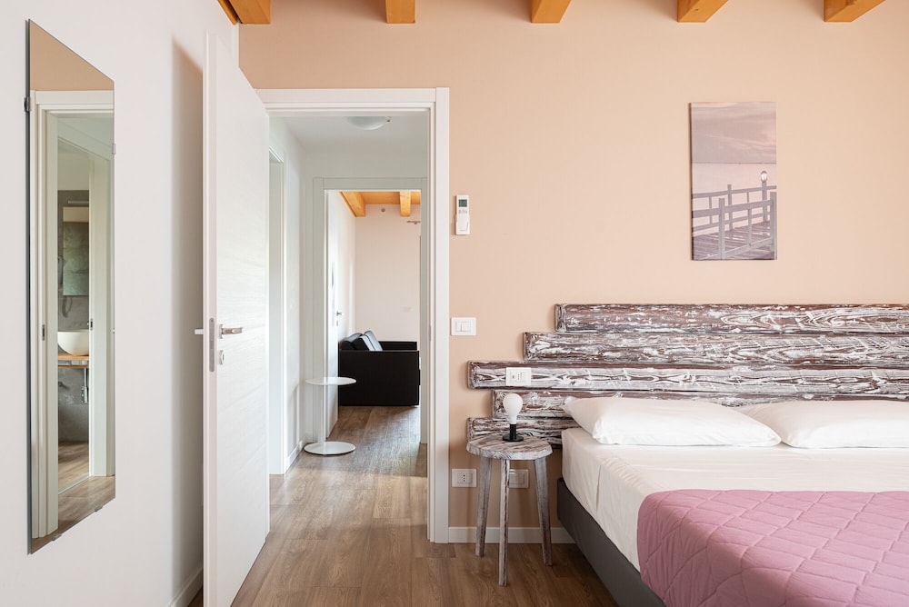 Apartment, 2 Bedrooms (3)