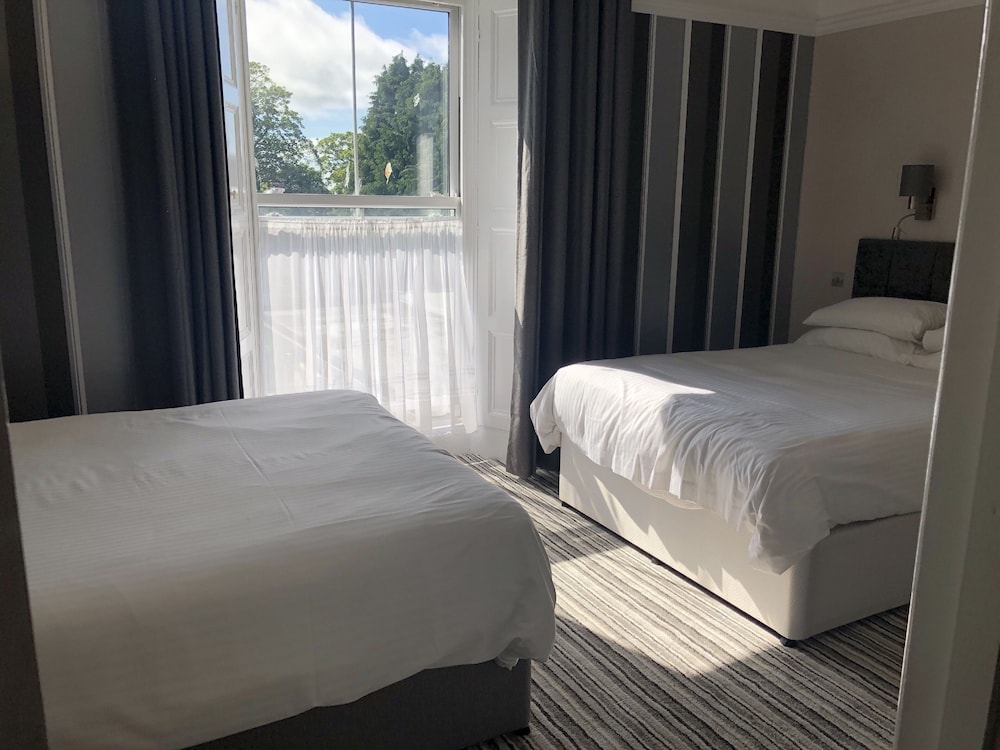 Deluxe Double Room with Shower