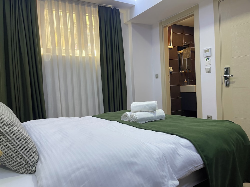 Economy Studio, 1 Double Bed photo 1