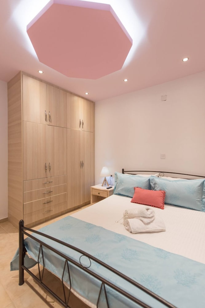 Superior Apartment, Sea View - Photo 9