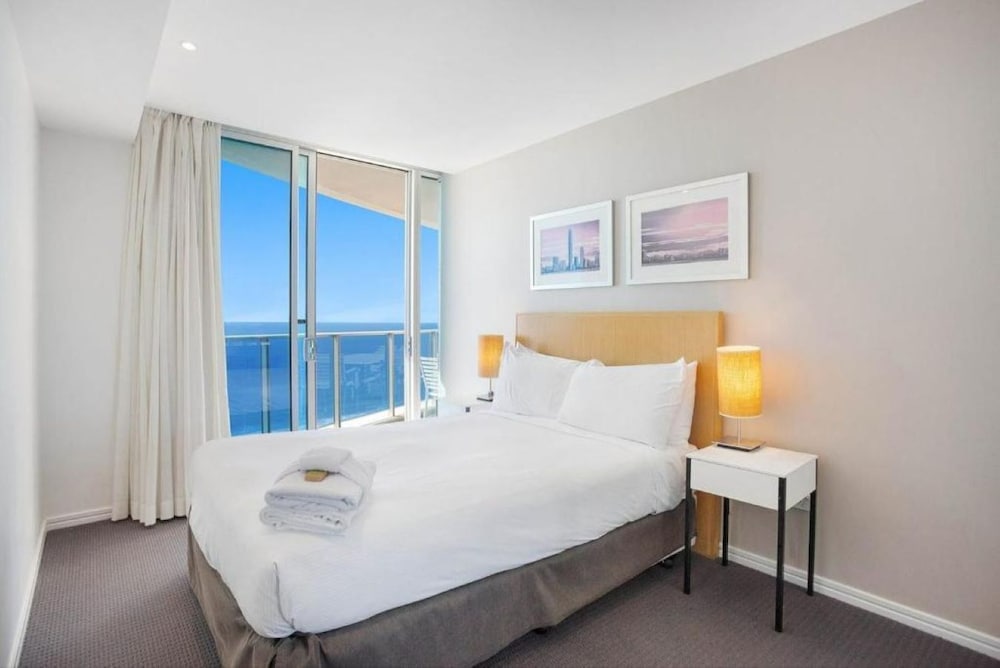 Superior Apartment, Beach View photo 3