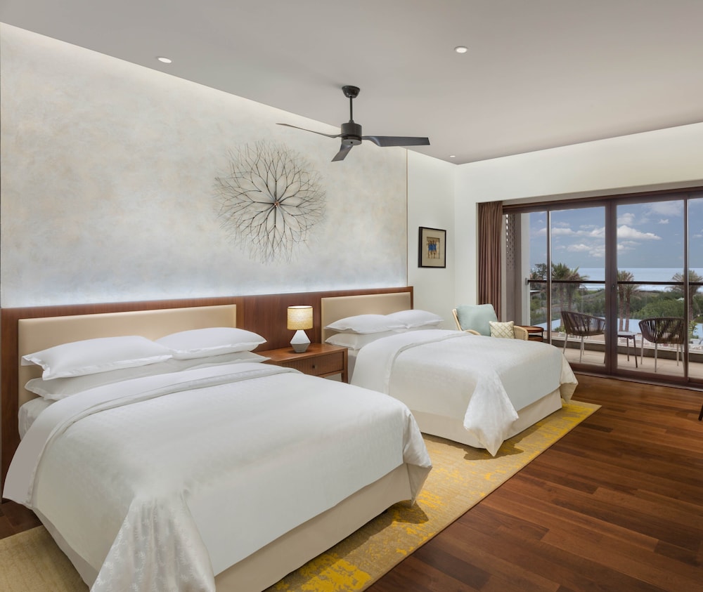 Room, 2 Queen Beds