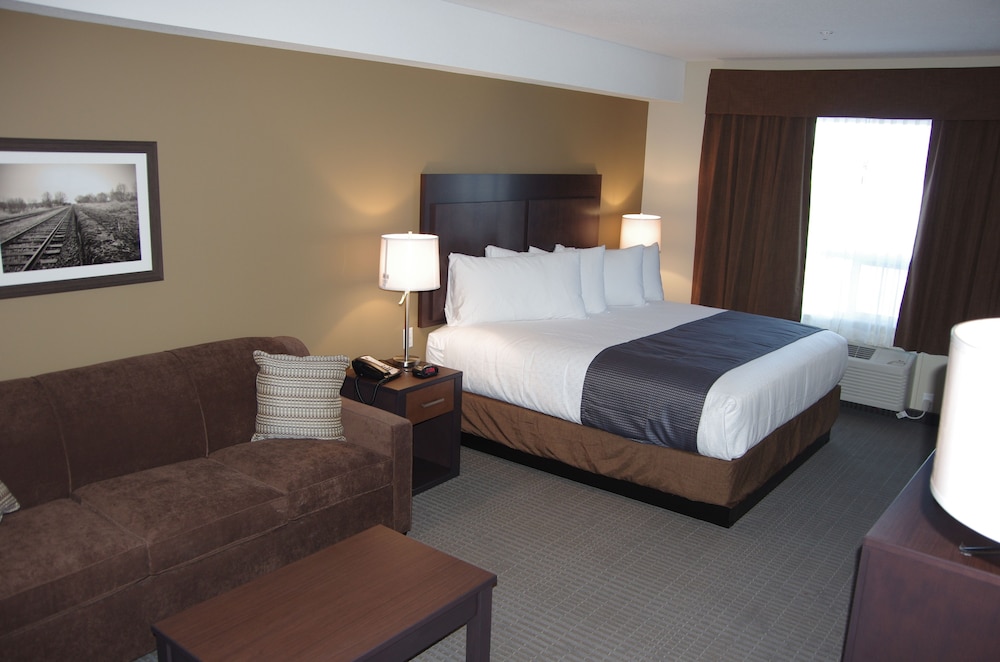 Suite, 1 King Bed, Non Smoking, Kitchen (Queen sofabed, Full Kitchen) photo 2