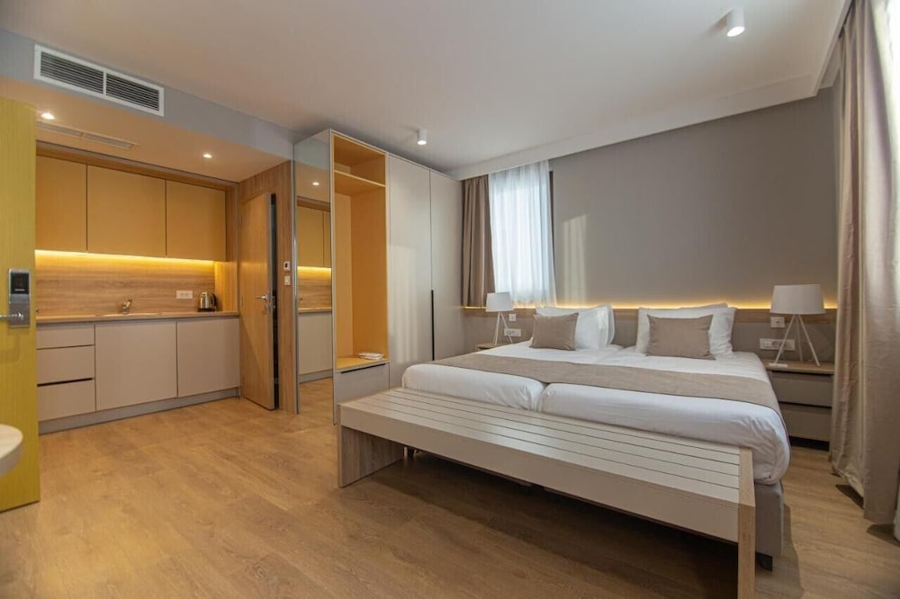 Superior Apartment