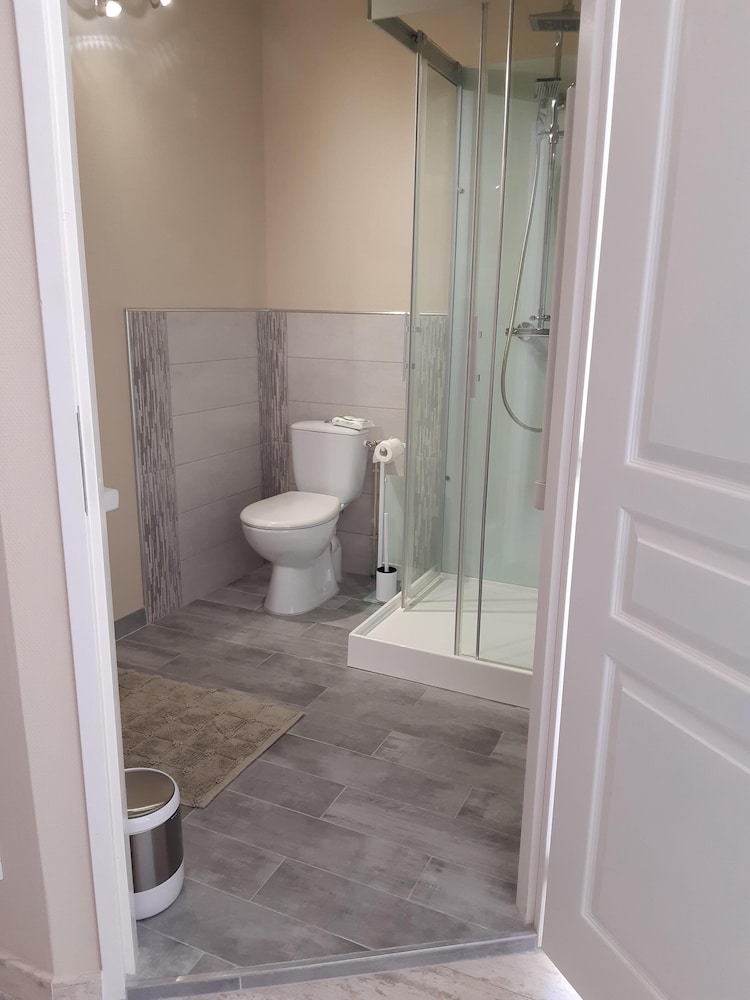 Family Quadruple Room, Ensuite, Garden View photo 2