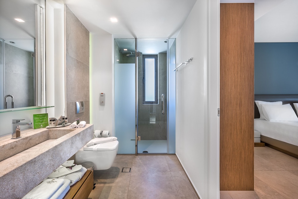 Executive Suite with Two Bedrooms Swim-up with Sharing Pool - Photo 16