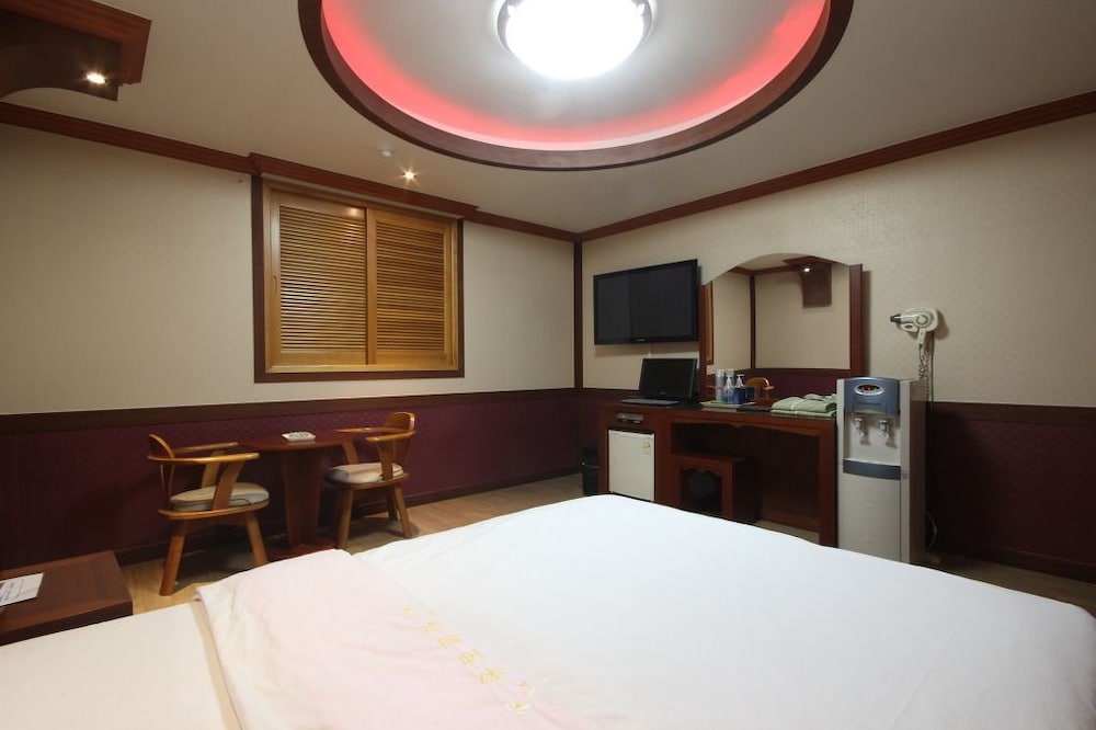 Standard Room photo 3