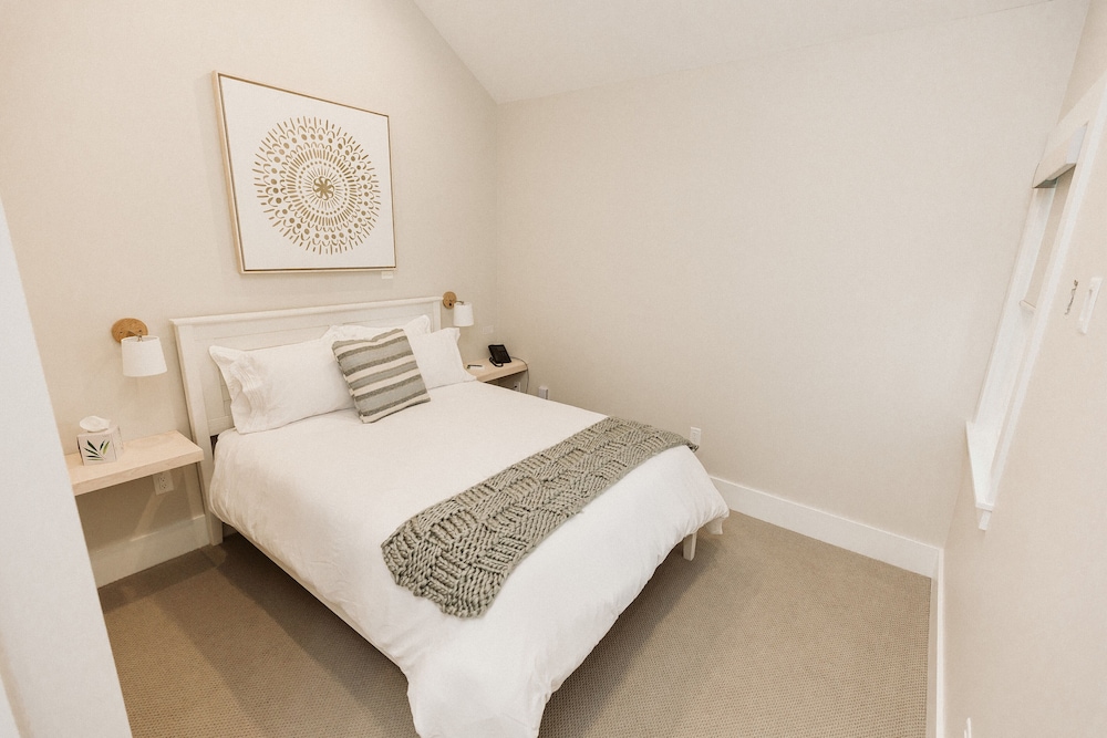 Luxury Suite, 1 King Bed with Sofa bed, Non Smoking