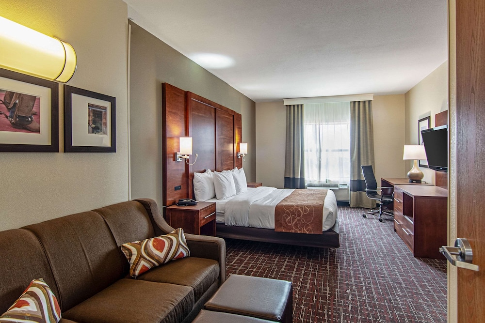Suite, Multiple Beds, Accessible, Non Smoking photo 1