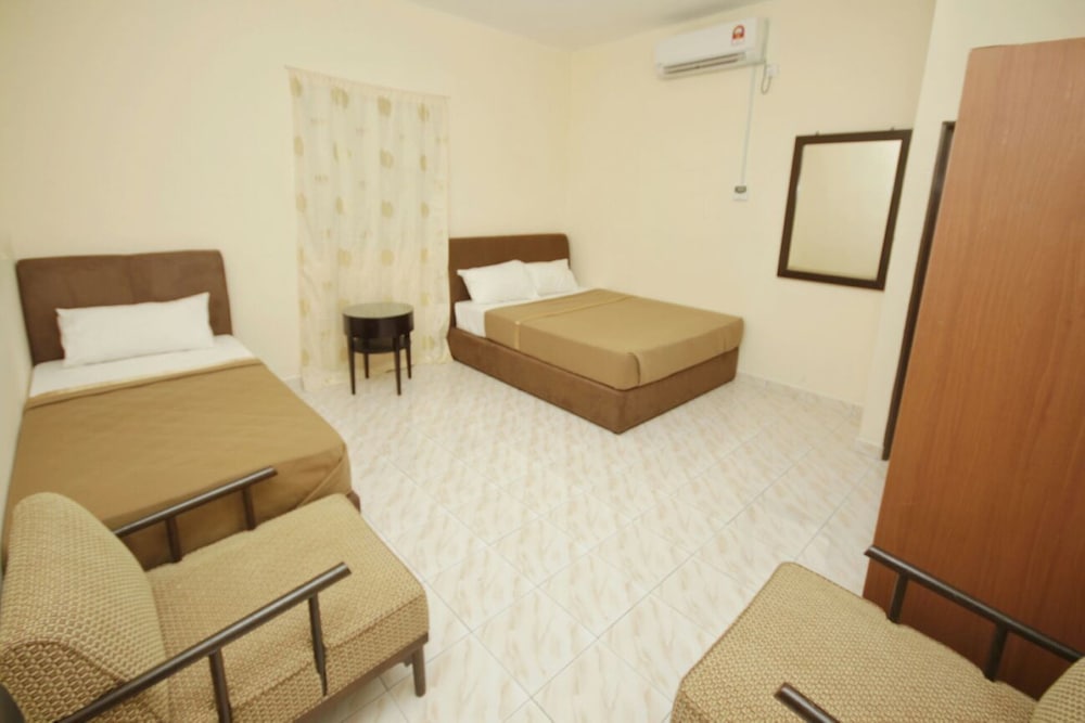 Triple Room, Private Bathroom photo 2