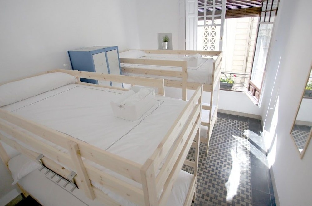 Shared Dormitory, Mixed Dorm, Shared Bathroom (1 Bed In A 4 Bed Dorm)