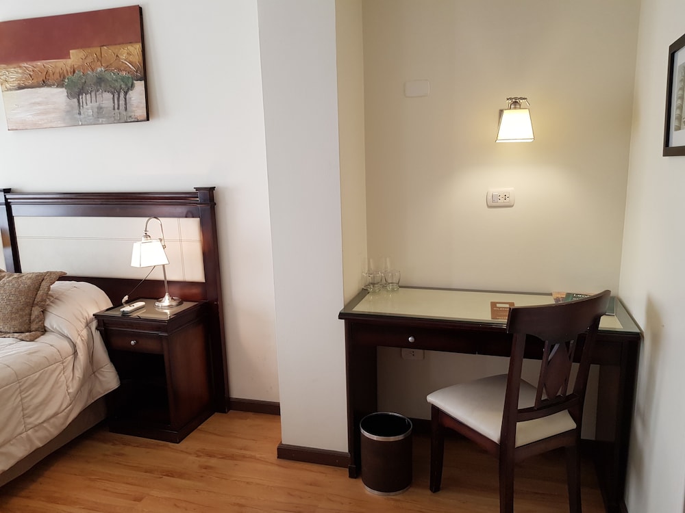 Classic Triple Room photo 1