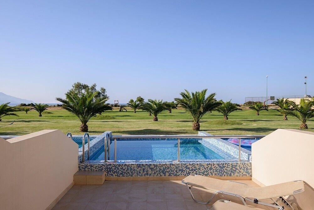 Junior Suite, Private Pool photo 3