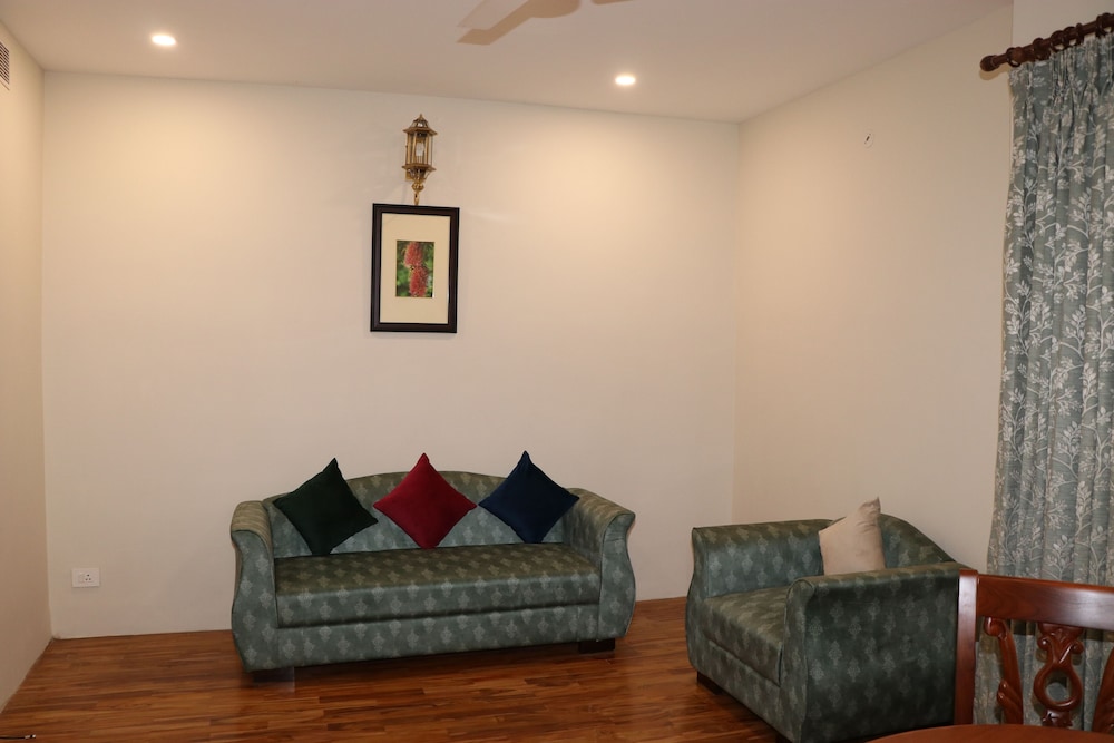 Executive Suite photo 3