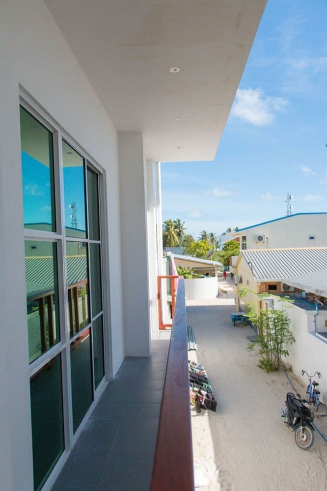 Deluxe Double Room With Balcony And City View photo 3