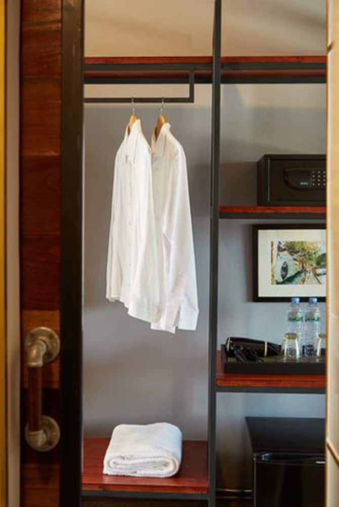 Standard Double Room photo 3