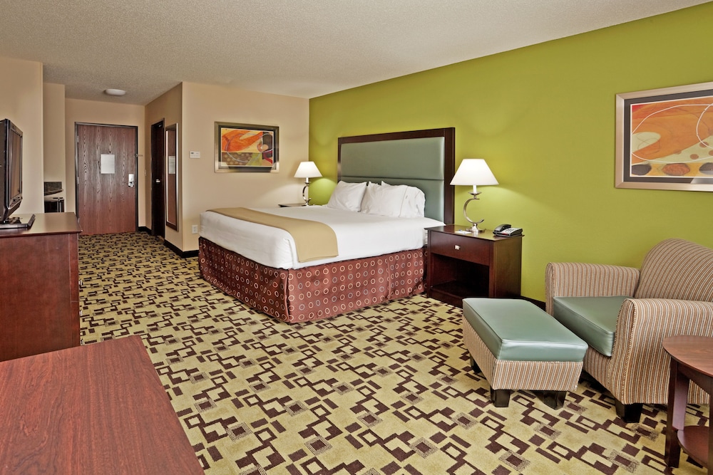 Standard Room, 1 King Bed, Accessible (Comm, Accessible Tub) - Photo 2