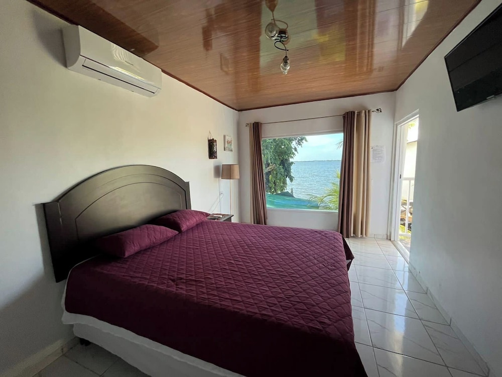 Basic Single Room, 1 Bedroom, Garden Area photo 1