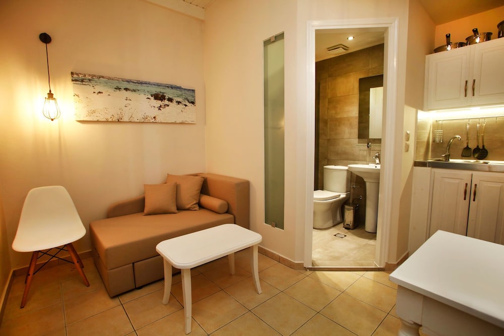 Studio, Balcony, Mezzanine (Artemis) photo 2