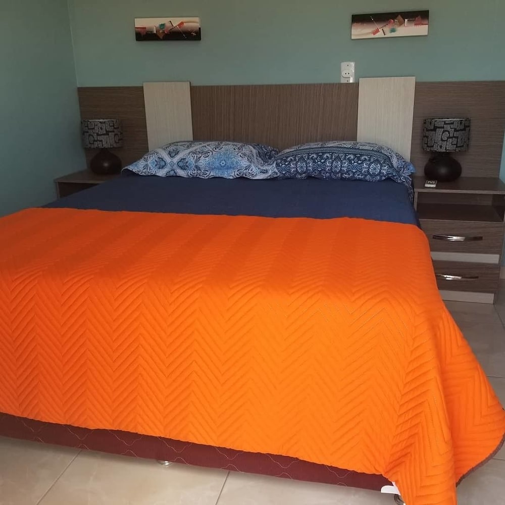 Double Room - Photo 5