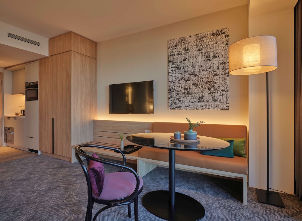 Studio (Sky Terrace) - Photo 11