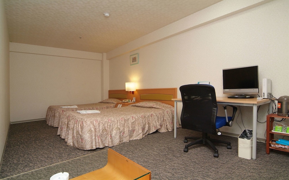 Deluxe Twin Room, Smoking - Photo 3