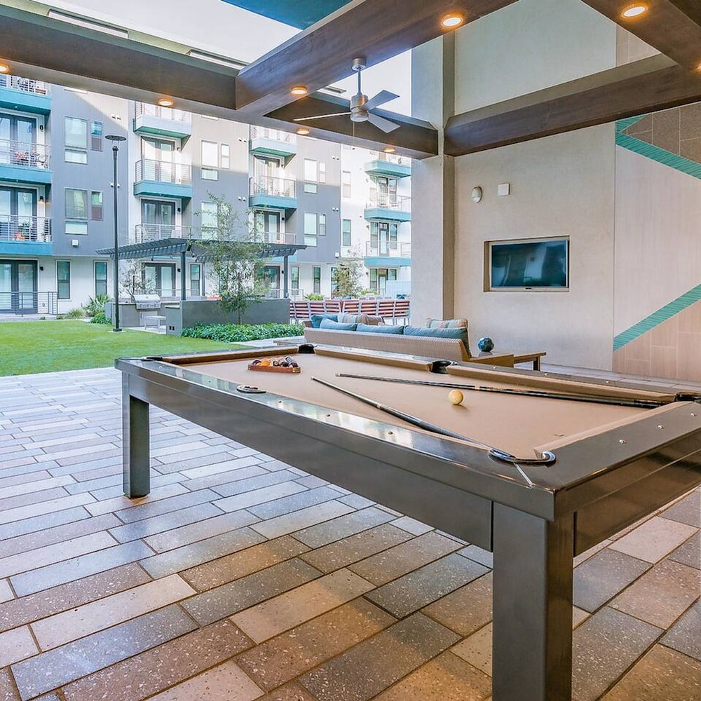 Modern 2BR Cozysuites on Town Lake Waterfront 03, Foto 45