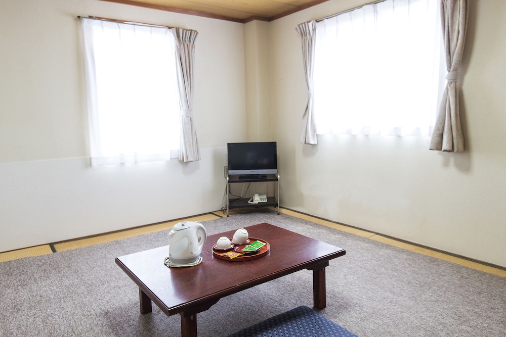 Japanese Style Room Quadraple, Smoking - Photo 1