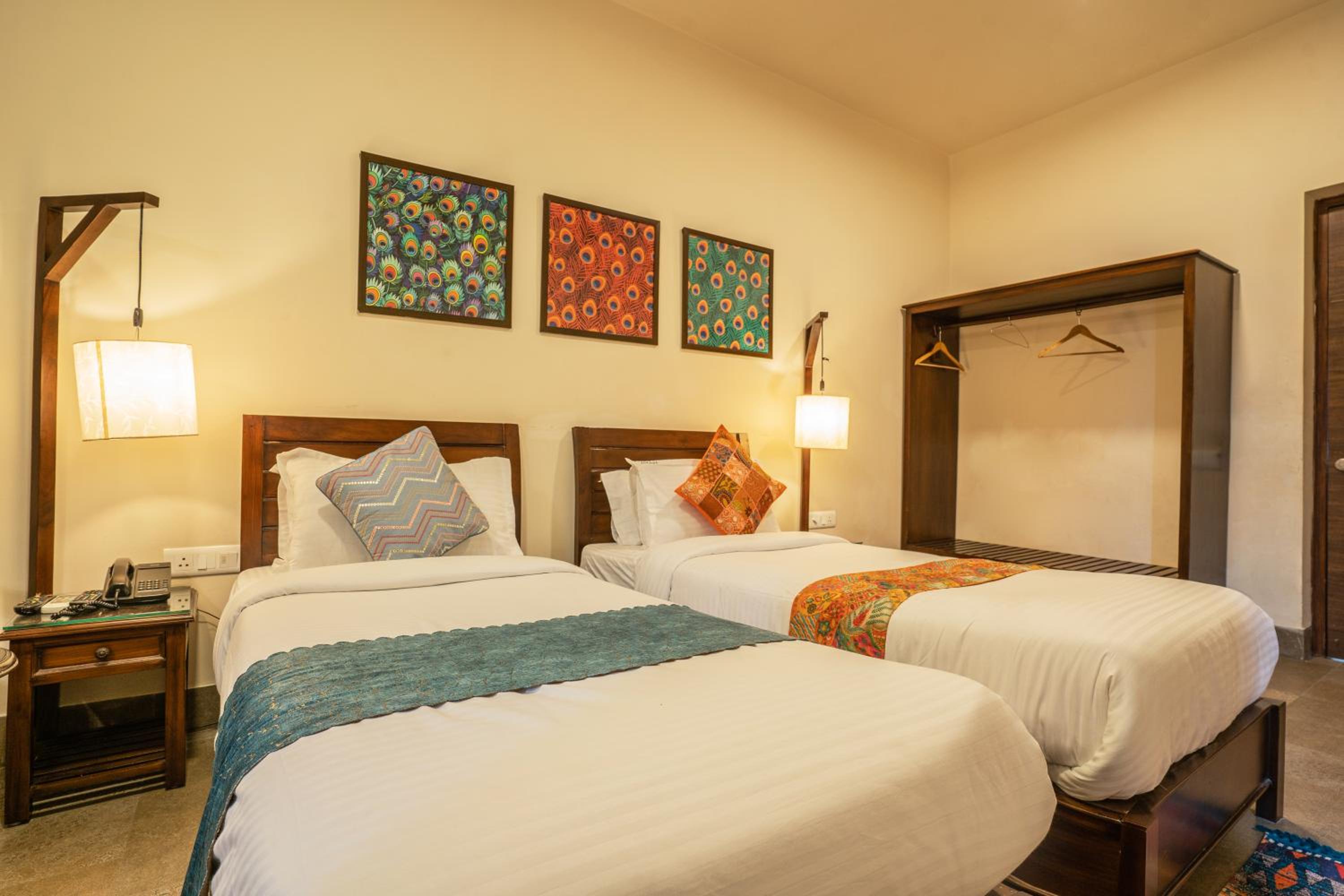 Deluxe Twin Room - Photo 4