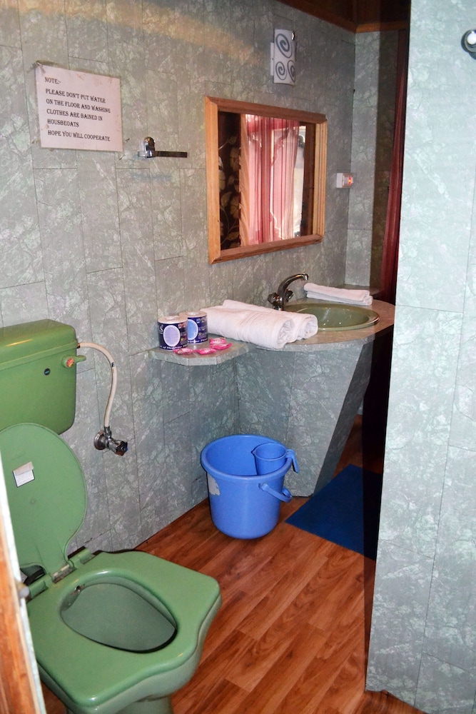 Premier Room - Photo 13