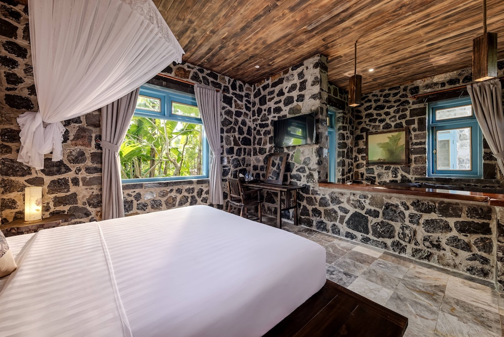 Deluxe Double Room, Courtyard View photo 2