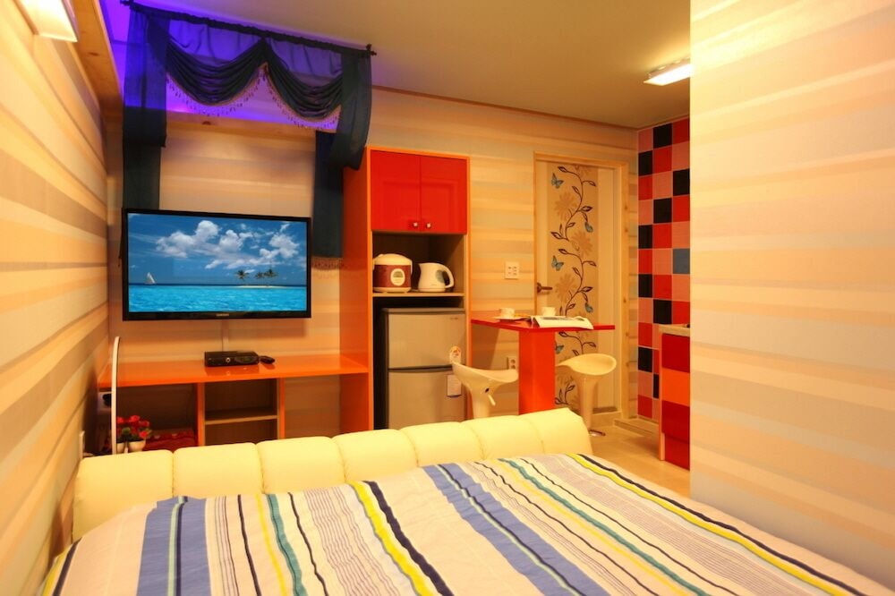 Room (Dokdo)