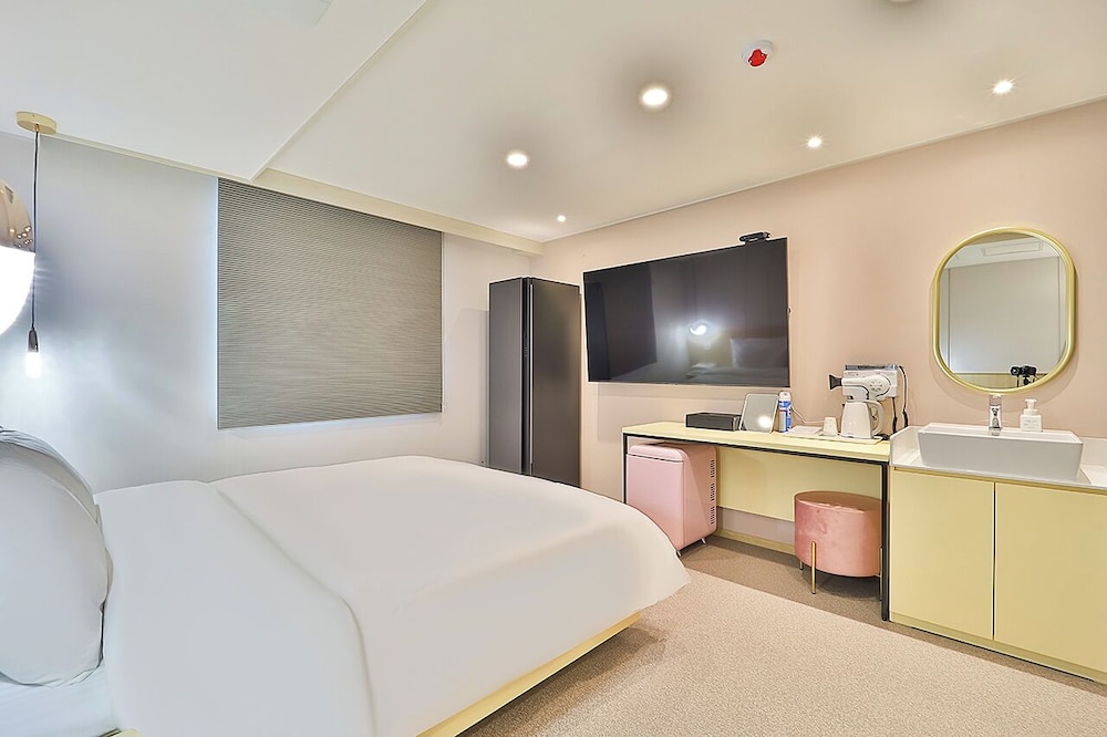 Business Room - Photo 5