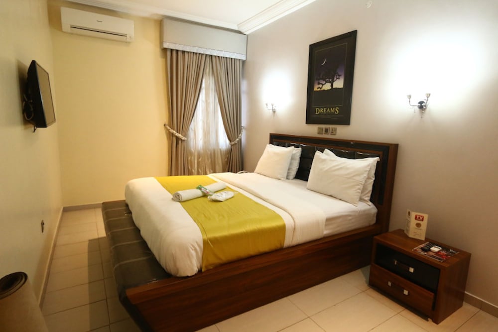 Standard Suite photo 3