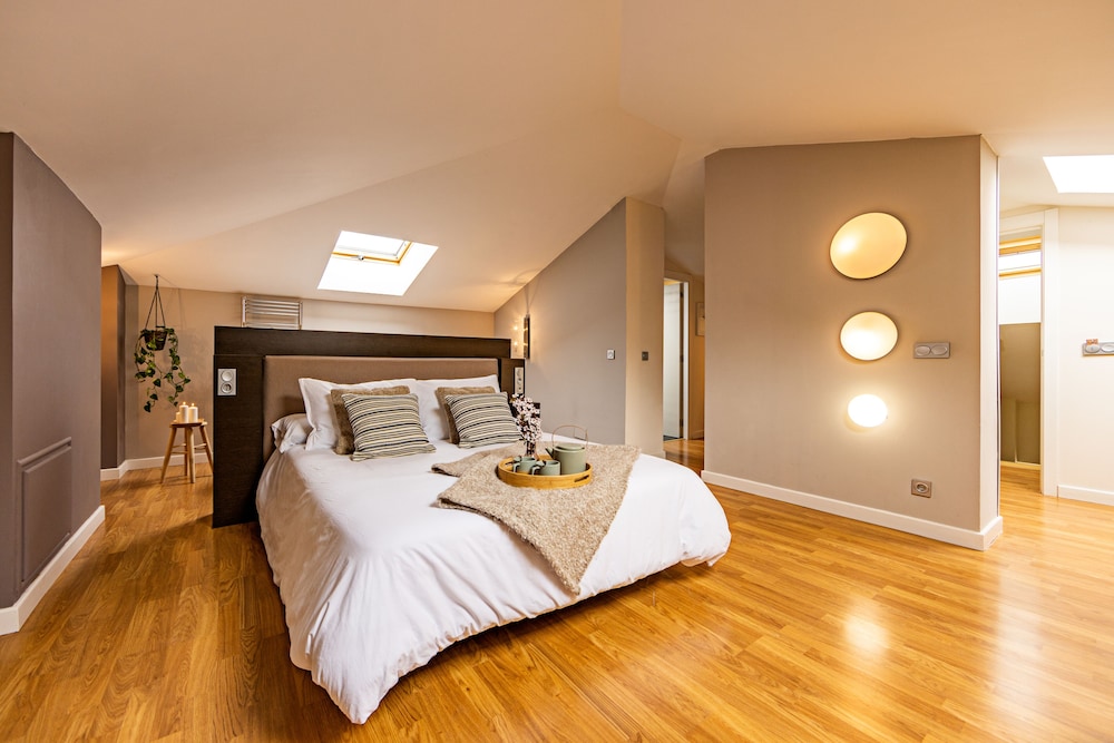Deluxe Double Room, Private Bathroom
