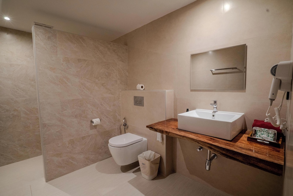 Seaview Terrace - Photo 6