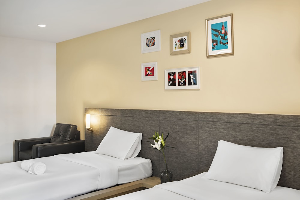 Standard Twin Room photo 3