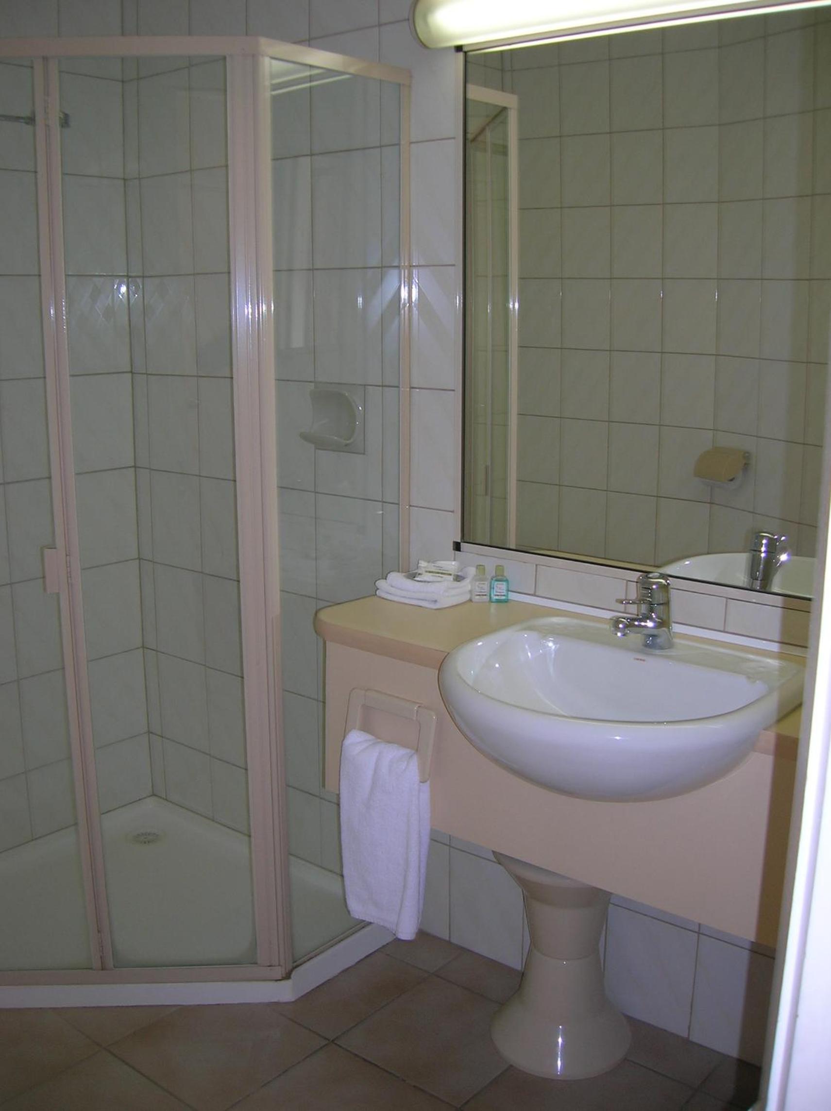 Suite with Spa Bath photo 2
