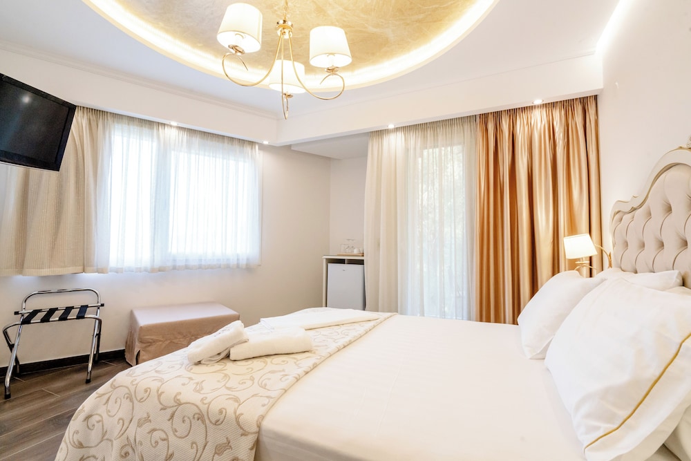Superior Room - Photo 19