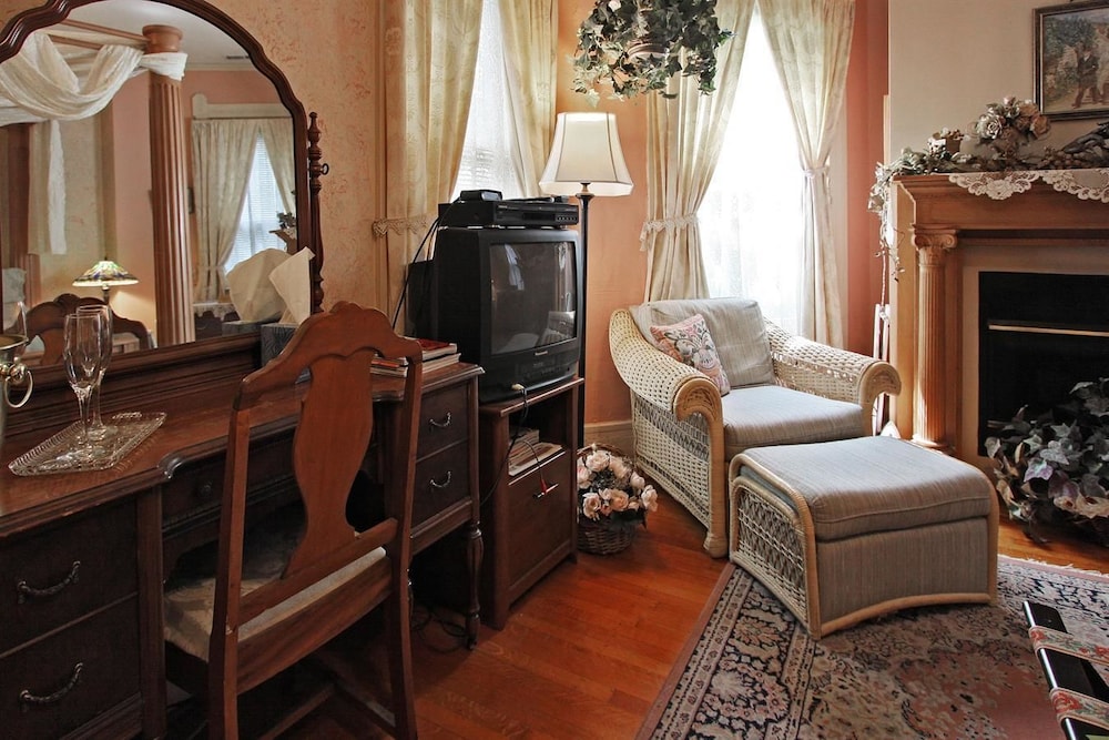 Bridal Room photo 2