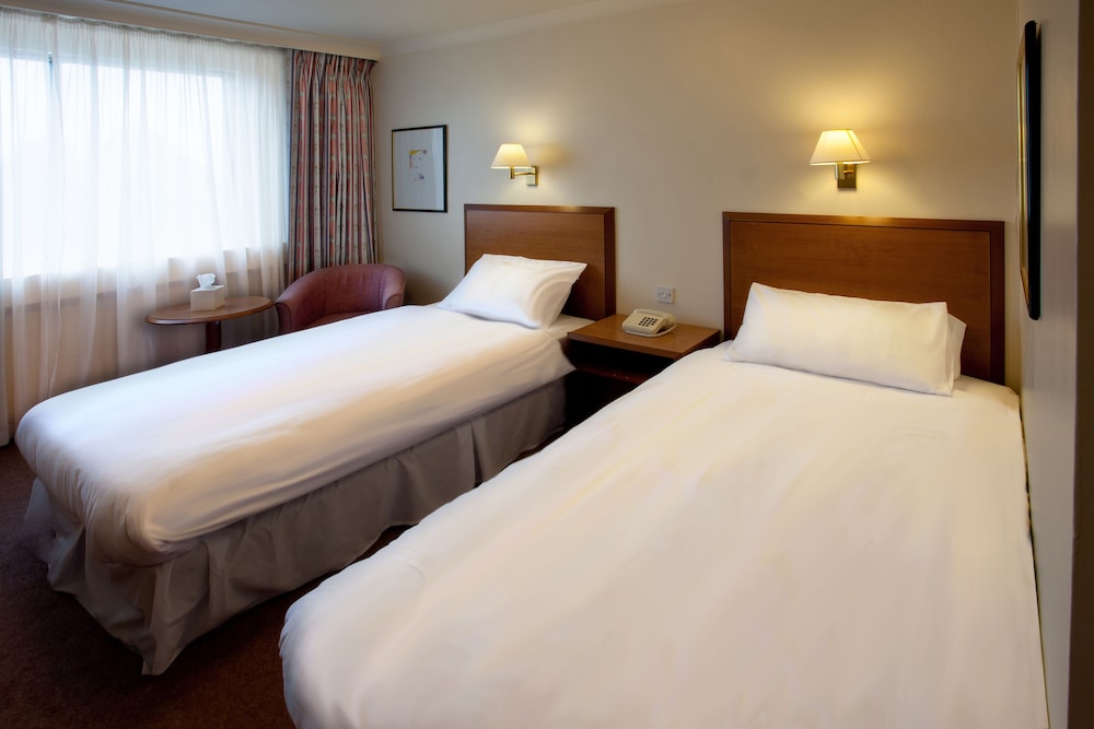 Standard Twin Room - Photo 1