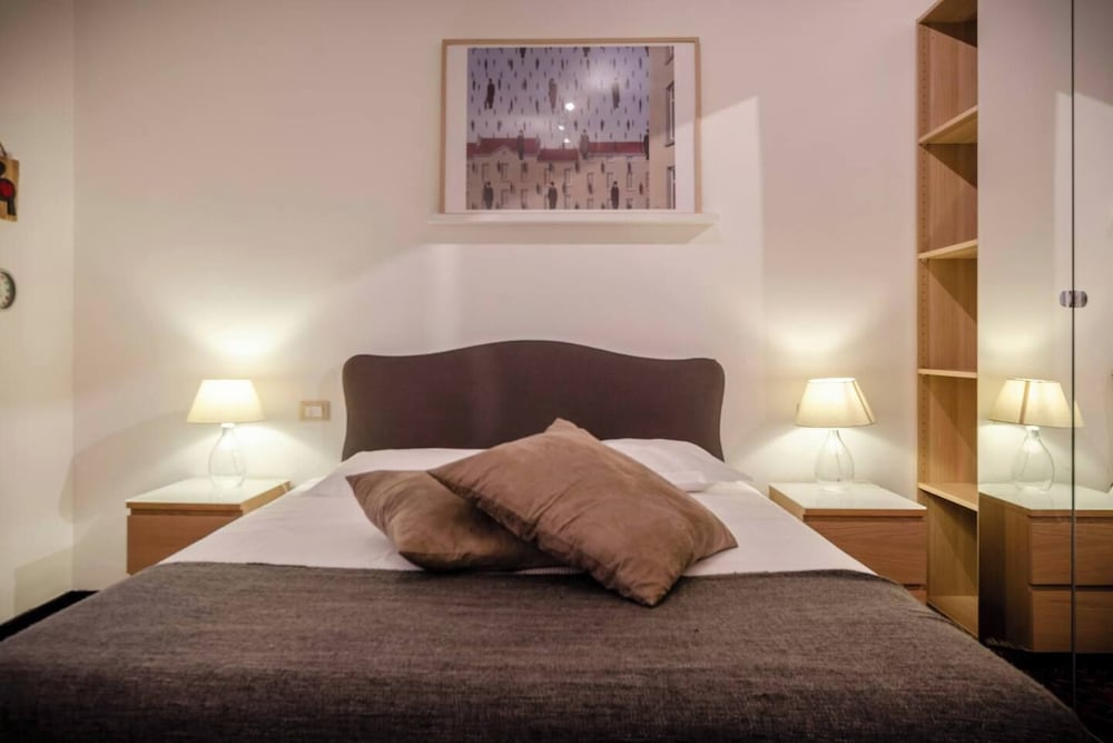 Apartment, 2 Bedrooms, Balcony photo 2