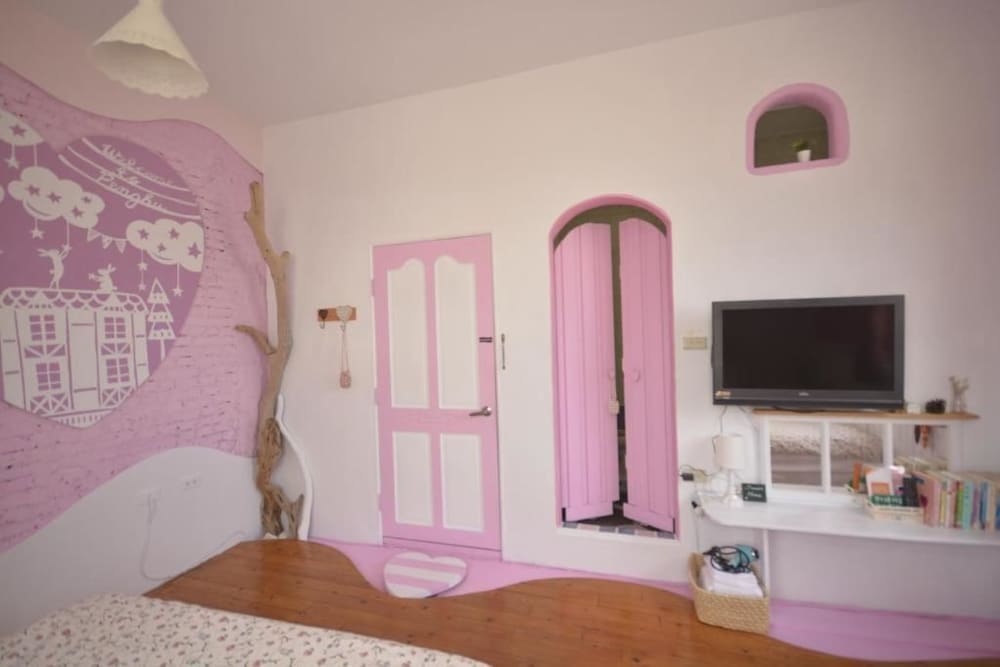 Superior Quadruple Room photo 3