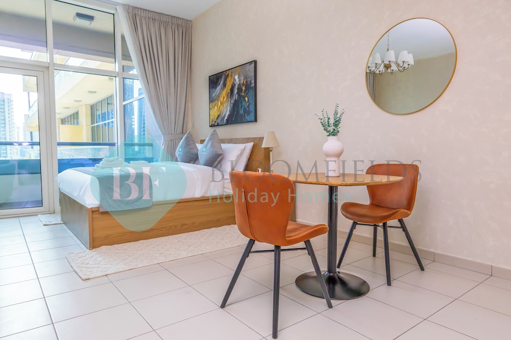 Standard Studio, Balcony, City View photo 1